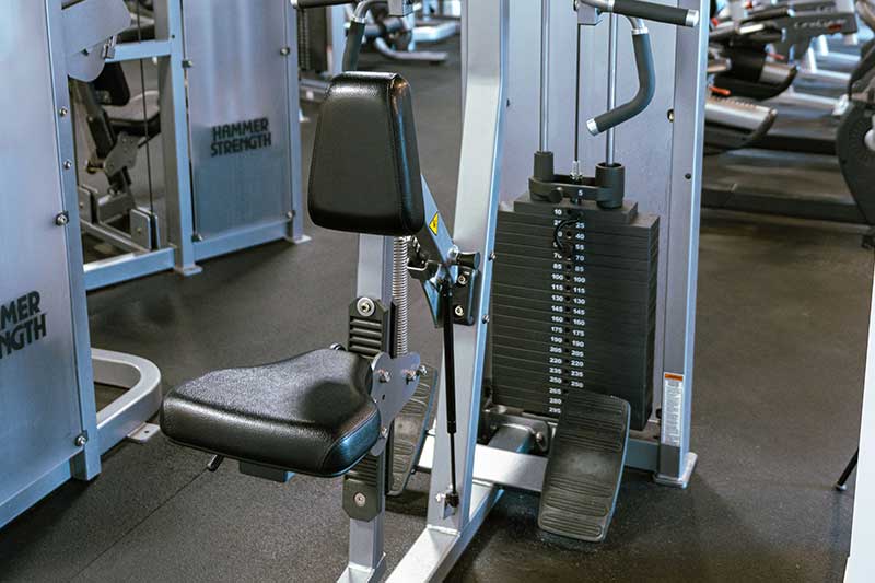 Needs Gym bicep machine 47